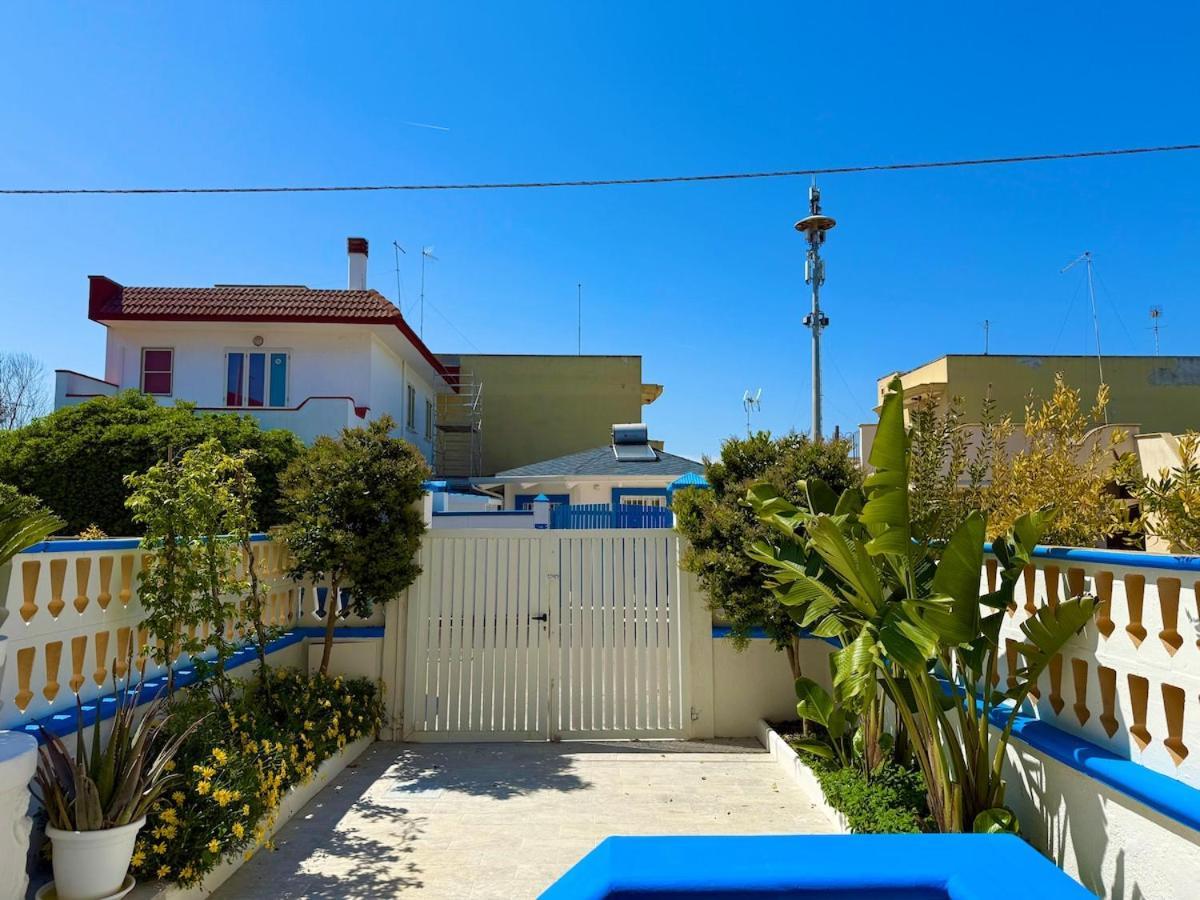 Villa Ranieri-Casa con vista a Campo di mare Torre San Gennaro Esterno foto
