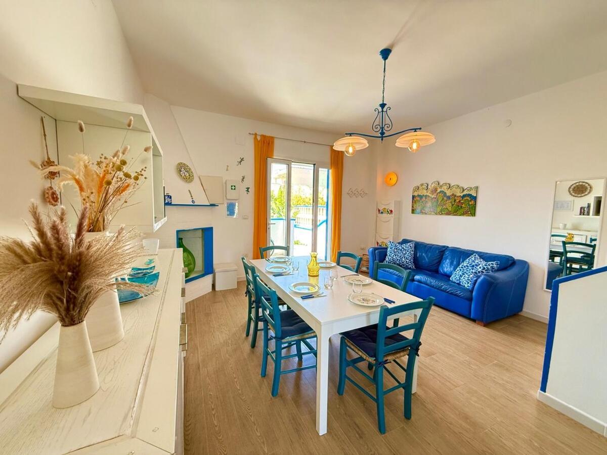 Villa Ranieri-Casa con vista a Campo di mare Torre San Gennaro Esterno foto